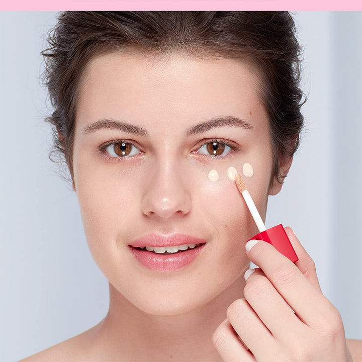 Natural coverage concealer in shade 51 Light