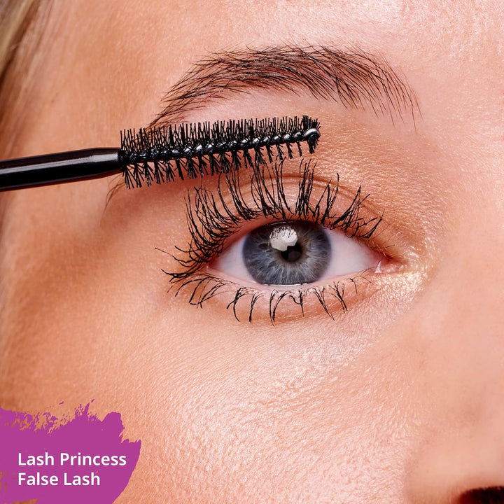 Long-wearing Essence mascara with clump-free formula